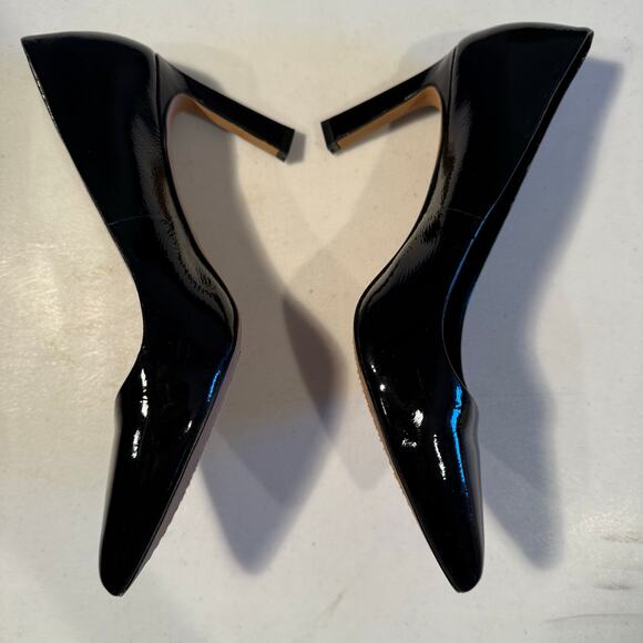 Vince Camuto Size 8 Medium Black Pointy Toed Heels - Picture 1 of 5